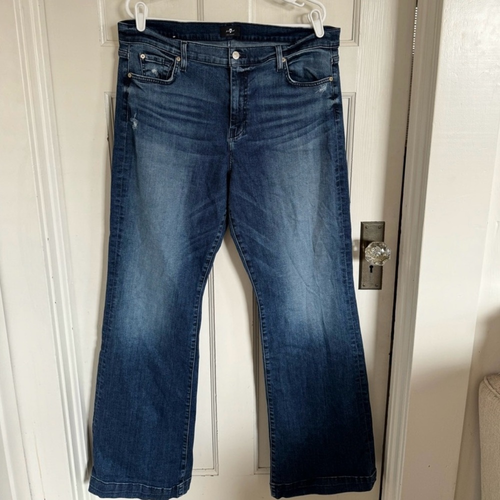 7 For All Mankind Dojo Jean size 34.